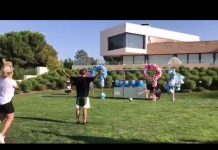 Griezman descobre em livre direto o sexo do filho