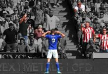 Insulto. Os dedos em V dos ingleses equivale ao nosso dedo do meio